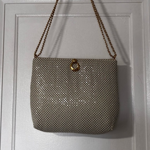 Whiting & Davis Elegant white Mesh Vintage Shoulder Bag or satchel - Picture 8 of 16